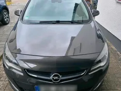 Silber Gebraucht 2013 Opel Astra Kombi | 4.999 € (Fairer Preis)