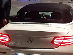 Weiß Gebraucht 2017 Mercedes C200 AMG Cabrio | 30.000 €