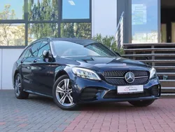 Blau Gebraucht 2020 Mercedes C200 AMG line Limousine | 24.900 € (Guter Preis)