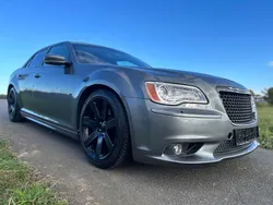 Grau Gebraucht 2012 Chrysler 300C Limousine | 14.999 €