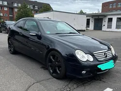 Schwarz Gebraucht 2006 Mercedes CL220 Sport Edition Coupé | 4.980 €