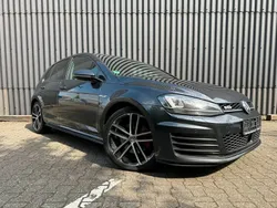 Grau Gebraucht 2015 VW Golf VII GTD Limousine | 11.890 € (Guter Preis)