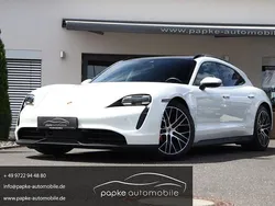 Weiß Gebraucht 2023 Porsche Taycan 4S Sport Turismo Limousine | 69.895 € (Superpreis)