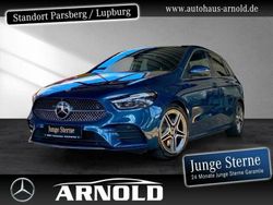 Denimblau (metallic) Gebraucht 2023 Mercedes 250 AMG Limousine | 39.539 € (Etwas zu teuer)