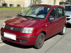 Rot Gebraucht 2006 Fiat Panda Kleinwagen | 1.000 €