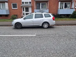 Grau Gebraucht 2013 Dacia Logan Limousine | 3.300 €
