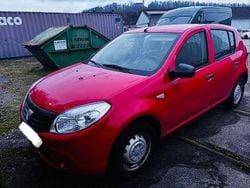 Rot Gebraucht 2009 Dacia Sandero Limousine | 700 € (Superpreis)