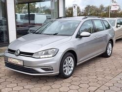 Silber Gebraucht 2019 VW Golf VII Comfortline Kombi | 17.499 € (Superpreis)