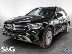 Unilack schwarz Gebraucht 2021 Mercedes GLC300e SUV | 29.477 € (Guter Preis)