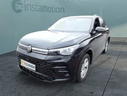 Schwarz Gebraucht 2024 VW Tiguan R-line SUV | 48.680 € (Superpreis)