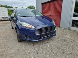 Blau Gebraucht 2014 Ford Fiesta Kleinwagen | 3.950 €