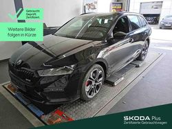 Metallic Gebraucht 2022 Skoda Octavia RS Kombi | 25.380 € (Fairer Preis)