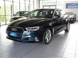 Cosmos blue, metallic Gebraucht 2017 Audi A3 Sportback Sport Limousine | 14.750 € (Guter Preis)