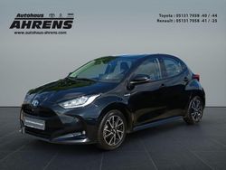 Mysticschwarz mica (metallic) Gebraucht 2021 Toyota Yaris Hybrid Team Kleinwagen | 17.990 € (Fairer Preis)