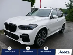 Minerailweiss Gebraucht 2023 BMW X5 M Sport SUV | 59.900 € (Superpreis)