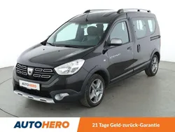 Schwarz Gebraucht 2019 Dacia Dokker Stepway Van | 14.950 € (Fairer Preis)
