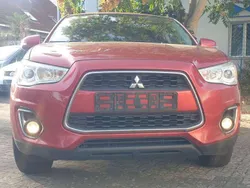 Karminrot (m) Gebraucht 2014 Mitsubishi ASX Edition SUV | 5.770 €