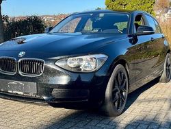 Schwarz Gebraucht 2014 BMW 114 Sport Line Kleinwagen | 6.490 € (Fairer Preis)