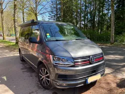 Grau Gebraucht 2018 VW T6 Beach Van | 47.450 € (Teuer)