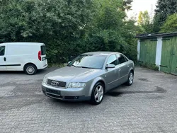 Grau Gebraucht 2003 Audi A4 Limousine | 3.200 € (Teuer)