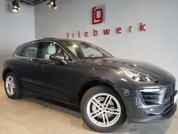 Grau Gebraucht 2017 Porsche Macan S SUV | 44.941 € (Guter Preis)