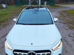 Weiß Gebraucht 2020 Mercedes GLA220 SUV | 26.500 € (Etwas zu teuer)