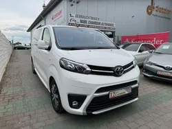 Weiß Gebraucht 2020 Toyota Proace Verso Comfort Kombi | 38.499 € (Etwas zu teuer)