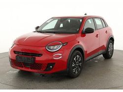 Gebraucht 2023 Fiat 600E Red SUV | 22.695 € (Fairer Preis)