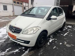 Weiß Gebraucht 2010 Mercedes A160 Kleinwagen | 3.200 € (Etwas zu teuer)