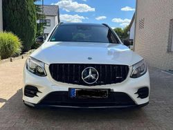 Weiß Gebraucht 2017 Mercedes GLC43 AMG AMG SUV | 38.950 € (Teuer)