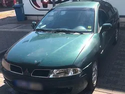 Grün Gebraucht 2001 Mitsubishi Carisma Elegance Limousine | 500 € (Guter Preis)