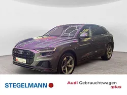 Daytonagrau perleffekt Gebraucht 2021 Audi Q8 Ambiente SUV | 62.390 € (Fairer Preis)