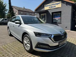 Stribrna brilliant/ brilliants Gebraucht 2022 Skoda Octavia Style Kombi | 19.990 € (Guter Preis)