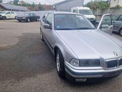 Silber Gebraucht 2000 BMW 316 Compact Kleinwagen | 1.800 € (Guter Preis)