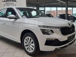 Weiß Gebraucht 2025 Skoda Kamiq SUV | 27.490 € (Etwas zu teuer)