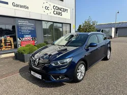 Blau Gebraucht 2016 Renault Mégane GrandTour Intens Kombi | 10.900 € (Etwas zu teuer)