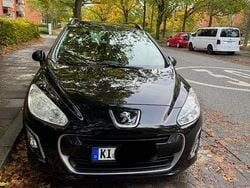 Schwarz Gebraucht 2013 Peugeot 308 Style Kombi | 2.800 € (Fairer Preis)