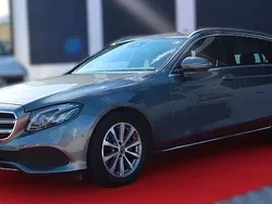 Grau Gebraucht 2017 Mercedes E220 Kombi | 15.900 € (Fairer Preis)