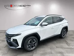 Weiss Neu 2025 Hyundai Tucson Trend SUV | 41.351 € (Etwas zu teuer)