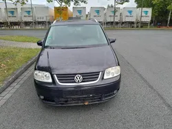 Schwarz Gebraucht 2004 VW Touran Highline Van / Kleinbus | 950 € (Superpreis)