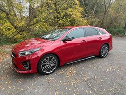 Rot Gebraucht 2019 Kia ProCeed GT-Line Kleinwagen | 19.900 € (Fairer Preis)