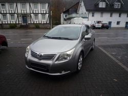 New medium silver Gebraucht 2011 Toyota Avensis Executive Limousine | 3.900 € (Fairer Preis)