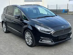 Schwarz Gebraucht 2019 Ford S-MAX Vignale Van / Kleinbus | 24.770 €