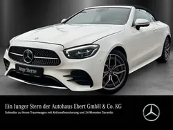 Polarweiß Gebraucht 2022 Mercedes E300 AMG Kleinwagen | 62.770 €