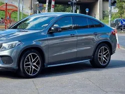Grau Gebraucht 2017 Mercedes GLE350 SUV | 31.500 € (Fairer Preis)