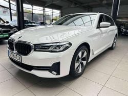 Alpinweiss iii Gebraucht 2023 BMW 520 Sport Line Kombi | 30.490 € (Guter Preis)
