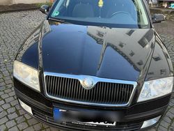 Schwarz Gebraucht 2008 Skoda Octavia Kombi | 3.100 € (Fairer Preis)