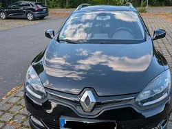 Schwarz Gebraucht 2015 Renault Mégane GrandTour Bose Edition Kombi | 7.750 € (Etwas zu teuer)