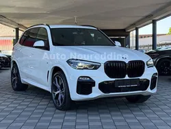 Weiß Gebraucht 2021 BMW X5 M Sport SUV | 44.999 € (Etwas zu teuer)