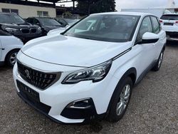 Weiß Gebraucht 2019 Peugeot 3008 Business-Line SUV | 12.971 € (Superpreis)